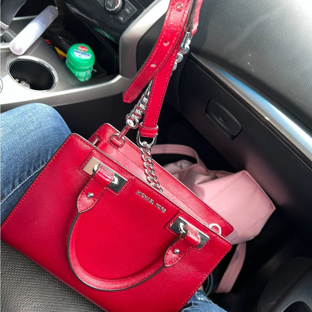 Michael kors hand bag - Picture 3 of 3